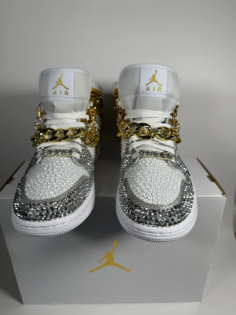 Jordan 1 Mids