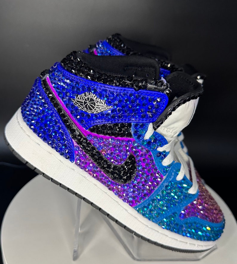 Jordan 1 Mids