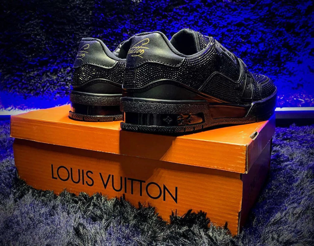 Louis Vuitton Trainer Triple Black Crystales