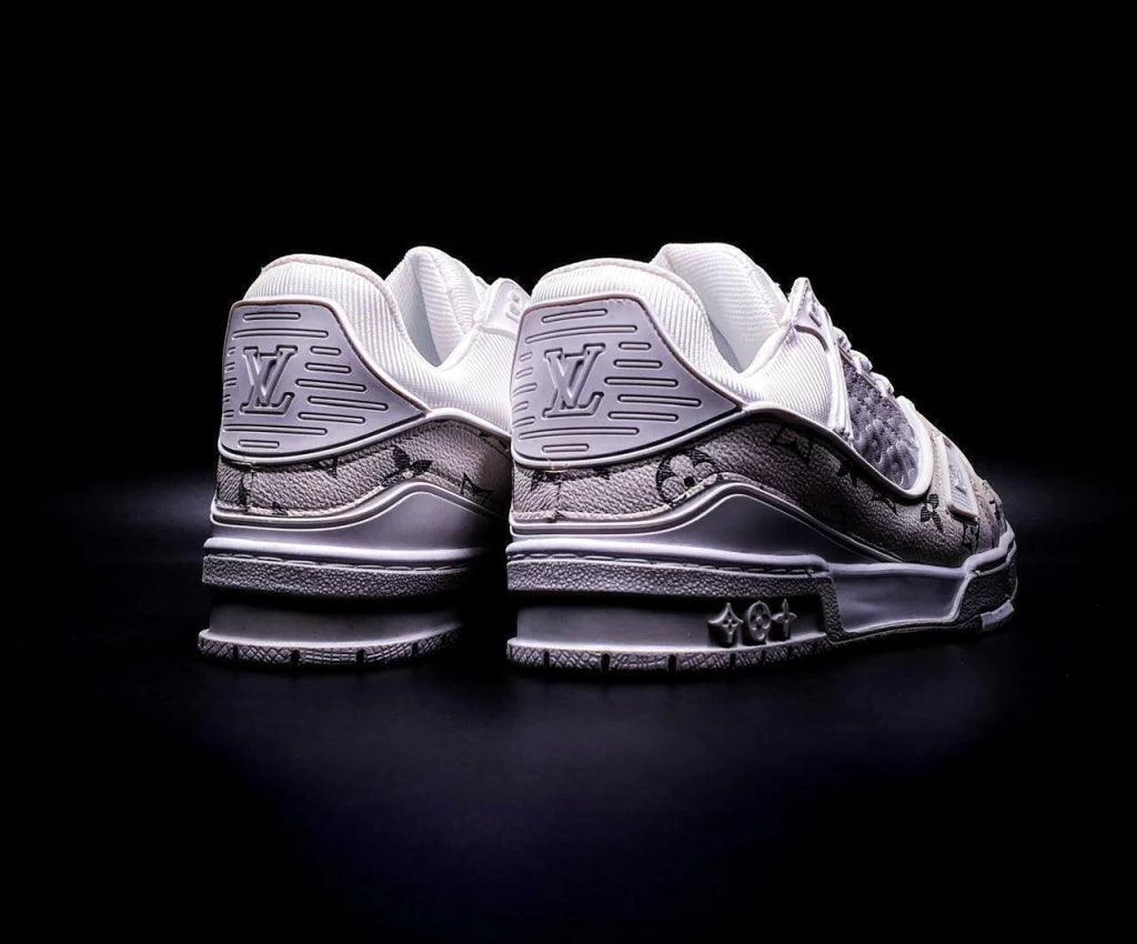 Louis Vuitton Trainer White Grey Monogram