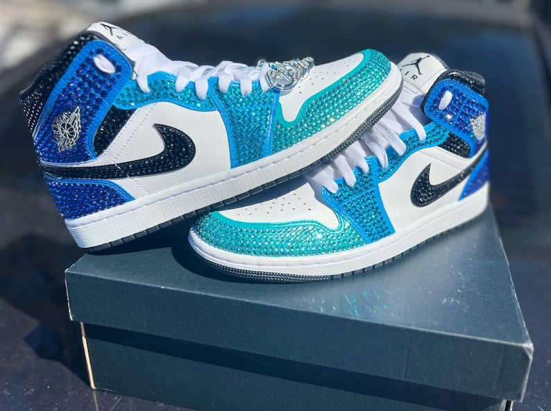 Jordan 1 Mids