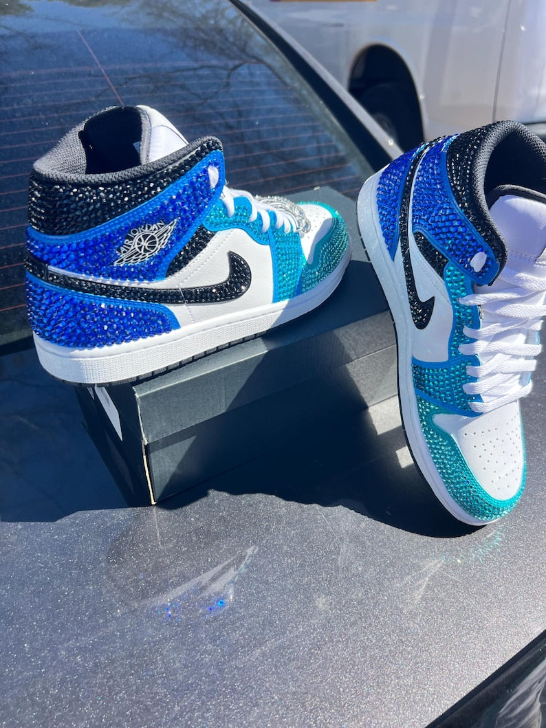 Jordan 1 Mids