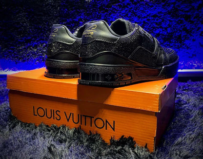 Louis Vuitton Trainer Triple Black Crystales