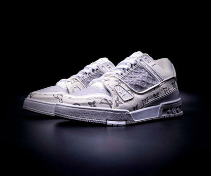Louis Vuitton Trainer White Grey Monogram